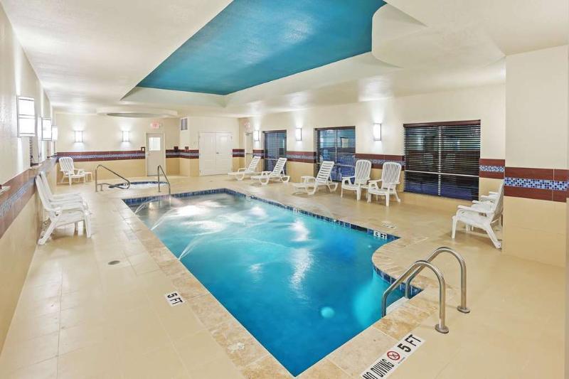 La Quinta By Wyndham Pearsall Экстерьер фото